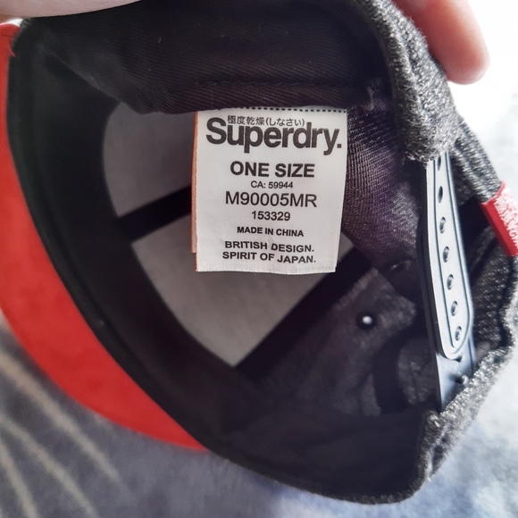 Hat - Picture 4 of 9